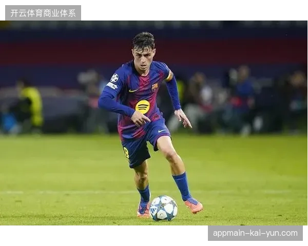 佩德里缺阵导致西班牙中场推进放缓，球队热身赛控球优势未能转化为进攻效率